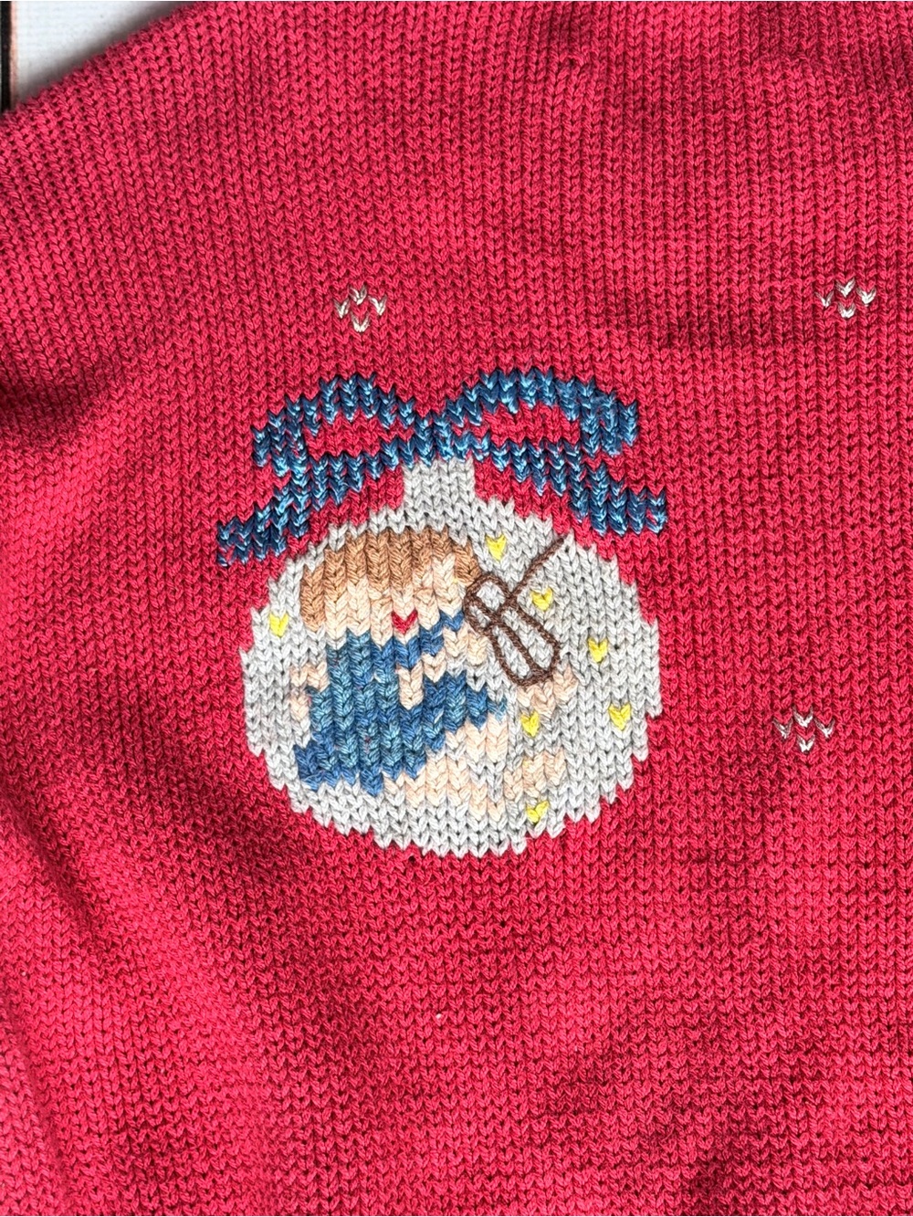 VINTAGE Women's Red Holiday Cottage Crewneck Sweater - Festive Knit Pullover - Picture 12 of 13
